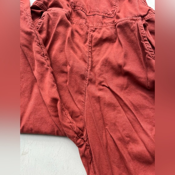Woman's Billabong Jumpsuit Red Crimson Solid L Romper Summer City Beach Open - Picture 5 of 15